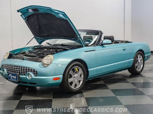 Used 2002 Ford Thunderbird image 38