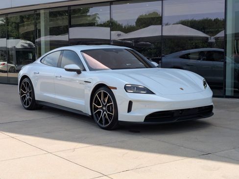 Used 2026 Porsche Taycan AWD/4WD image 7