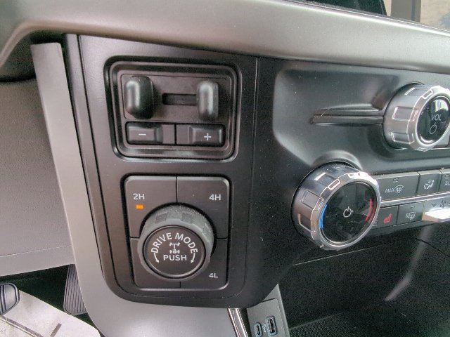 Used 2024 Ford F150 XLT w/ Equipment Group 302A MID AWD/4WD image 18