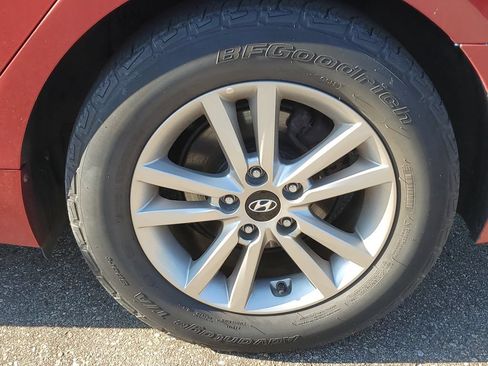 Used 2016 Hyundai Sonata SE FWD image 6