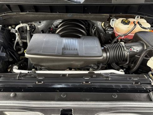 Used 2022 Chevrolet Silverado 1500 High Country w/ Z71 Off-Road Package image 57