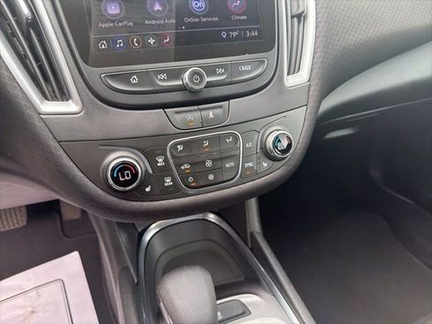 Used 2022 Chevrolet Malibu LT FWD image 23