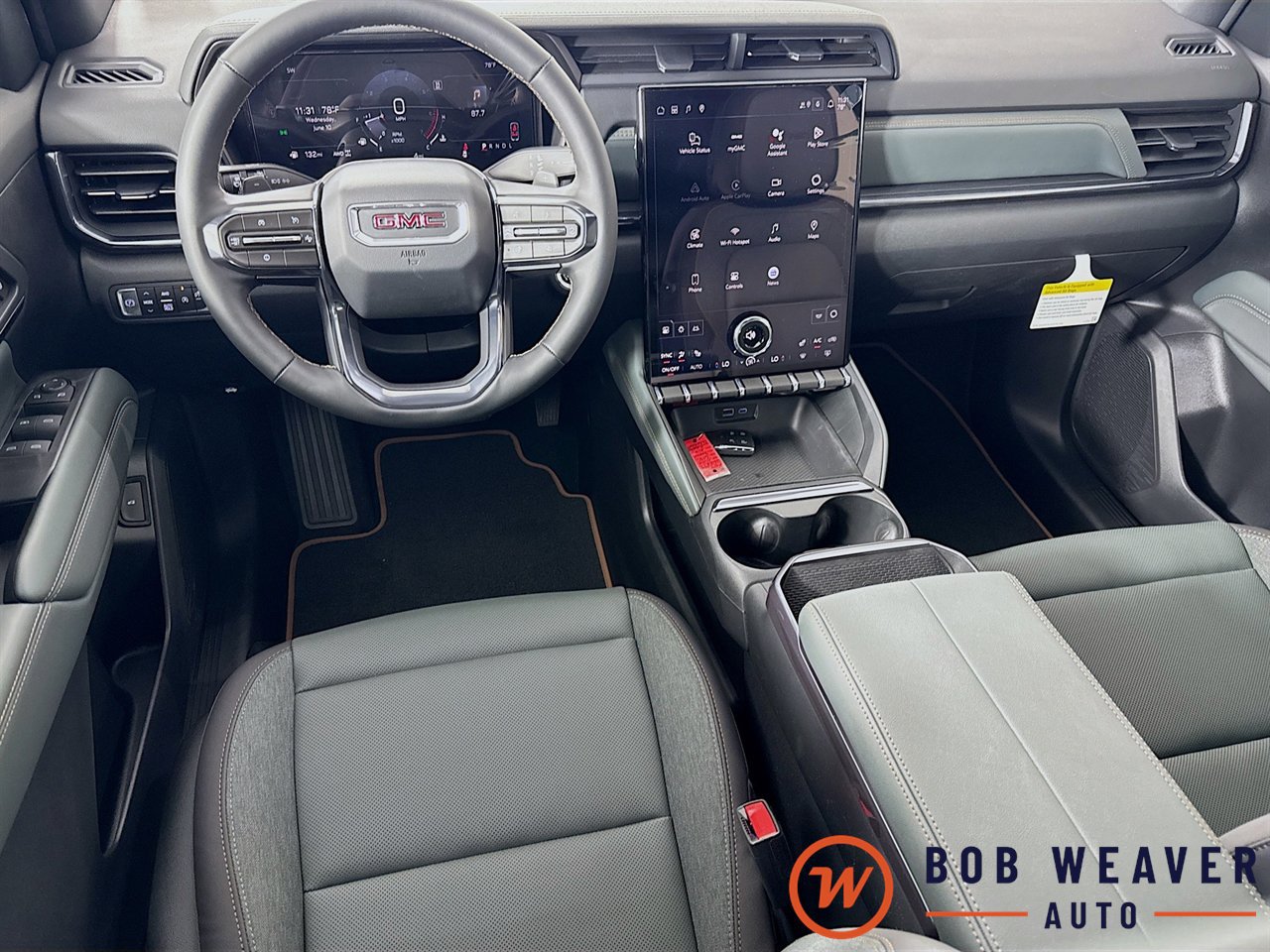 New 2026 GMC Terrain AT4 w/ Technology Package II AWD/4WD image 27