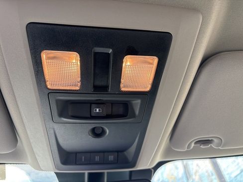 Used 2019 RAM 1500 Lone Star image 17