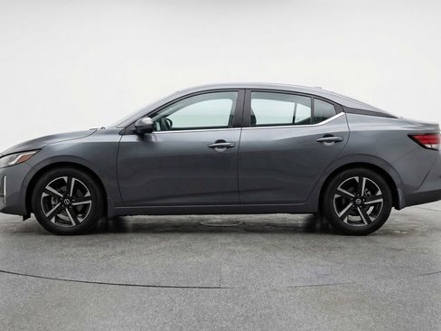 Used 2025 Nissan Sentra SV FWD image 5