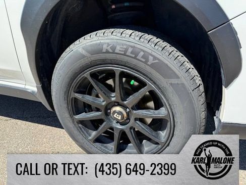 Used 2023 Subaru Crosstrek 2.5i Limited w/ Moonroof Package AWD/4WD image 9