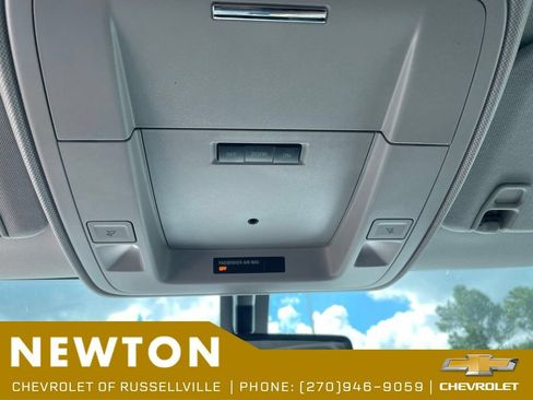 Used 2018 Chevrolet Silverado 1500 LT w/ All Star Edition AWD/4WD image 8