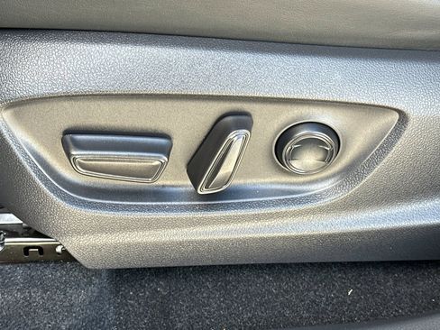 Used 2024 Toyota Crown Platinum image 13