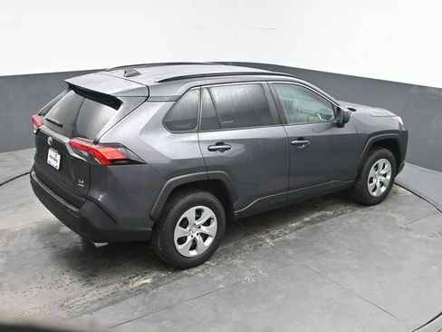 Used 2021 Toyota RAV4 LE w/ Carpet Mat Package (TMS) AWD/4WD image 34