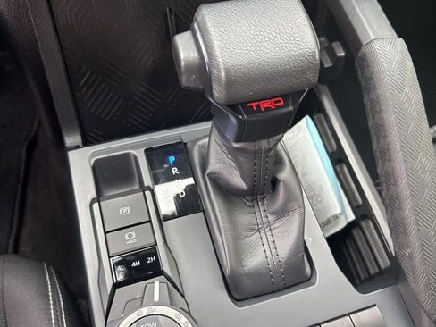 Used 2024 Toyota Tacoma TRD Off-Road image 13