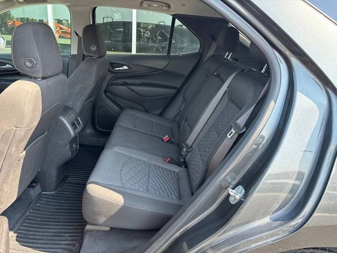 Used 2021 Chevrolet Equinox LT AWD/4WD image 16