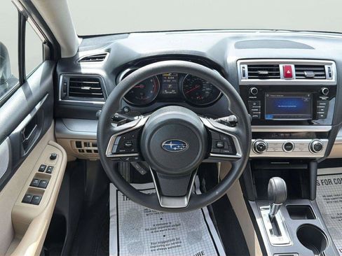 Used 2018 Subaru Outback 2.5i AWD/4WD image 22