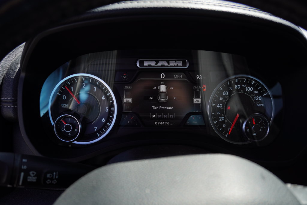 Used 2022 RAM 1500 Laramie w/ Sport Appearance Package AWD/4WD image 6
