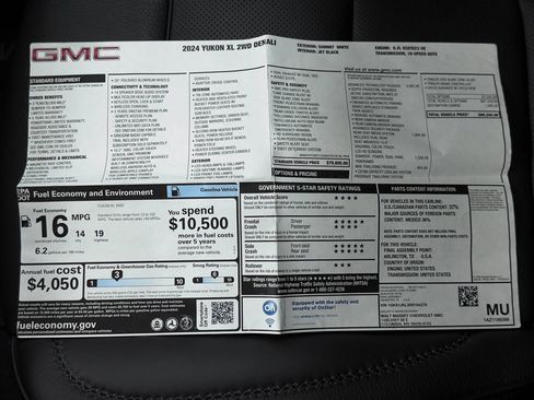 Used 2024 GMC Yukon XL Denali w/ Advanced Technology Package RWD image 4