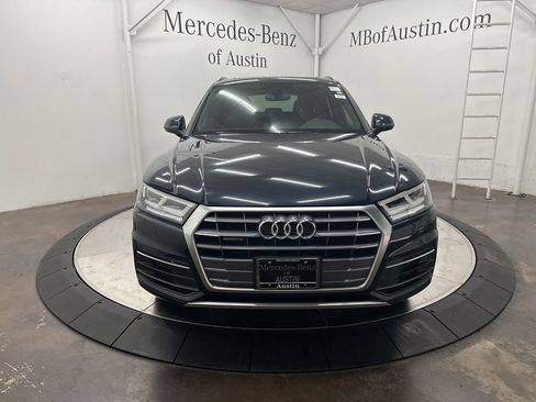 Used 2020 Audi Q5 2.0T Premium Plus w/ Premium Plus Package image 2
