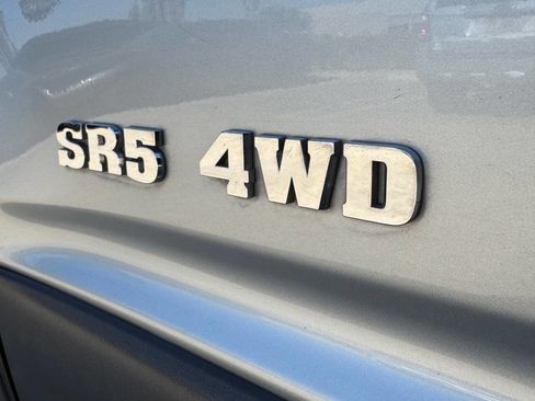 Used 2003 Toyota 4Runner SR5 image 12