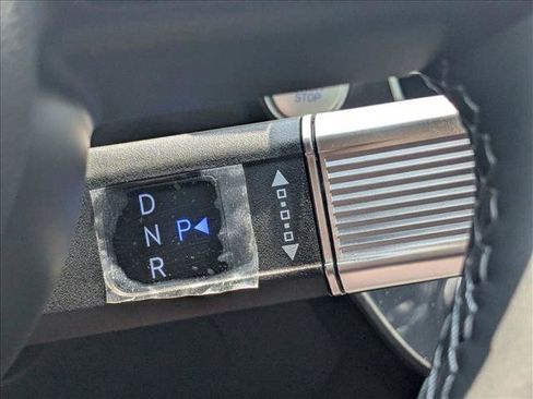 New 2025 Hyundai Sonata Limited image 17