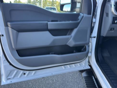Used 2024 Ford F350 XLT image 14