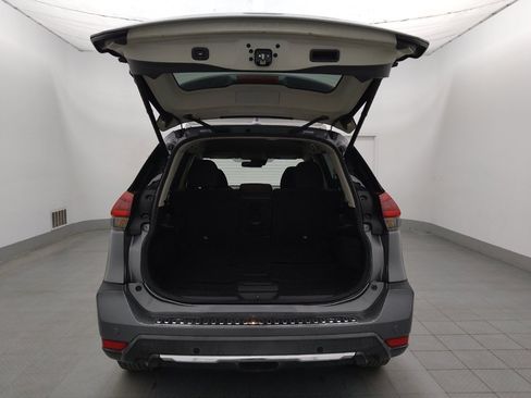 Used 2019 Nissan Rogue SV FWD image 29