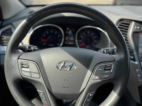 Used 2016 Hyundai Santa Fe Limited w/ Option Group 04 AWD/4WD image 21