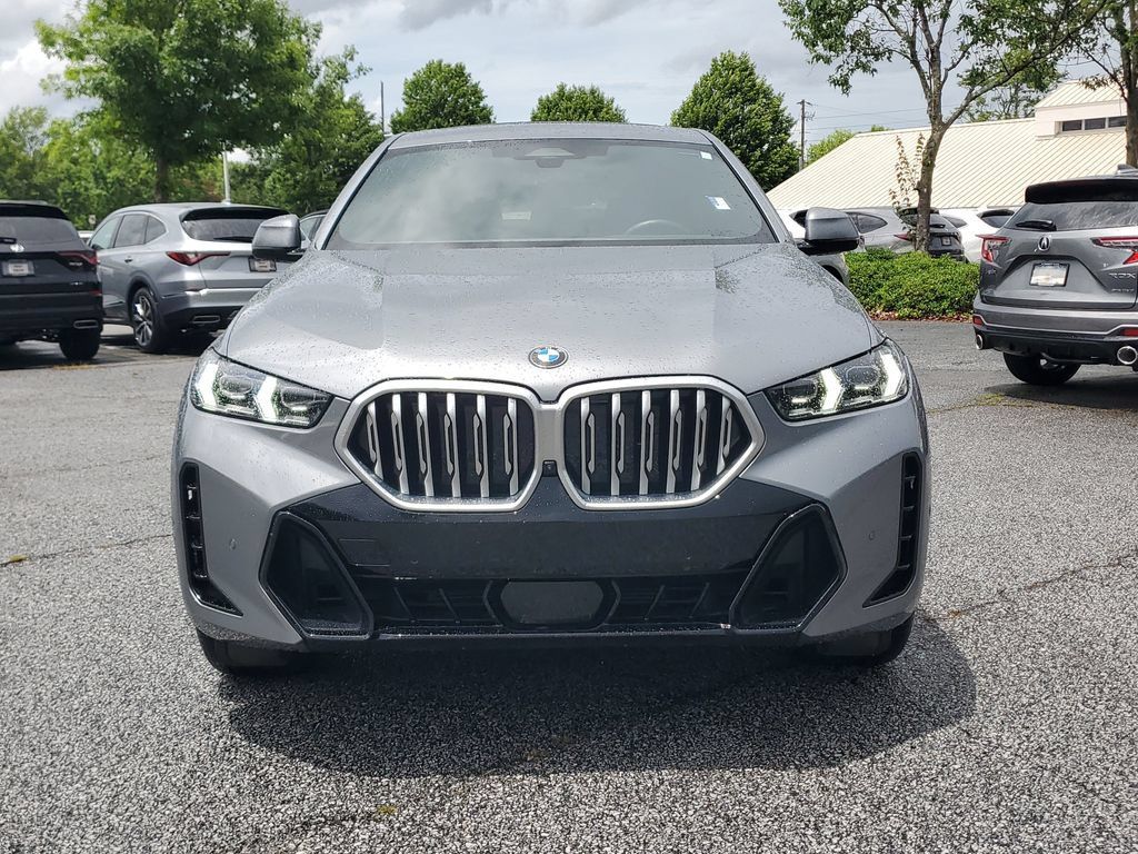 Used 2024 BMW X6 xDrive40i w/ Premium Package AWD/4WD image 2