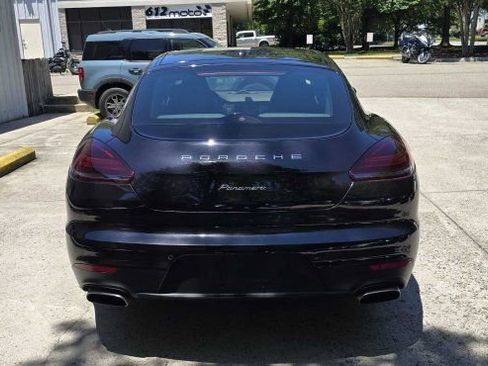 Used 2016 Porsche Panamera 4 AWD/4WD image 4