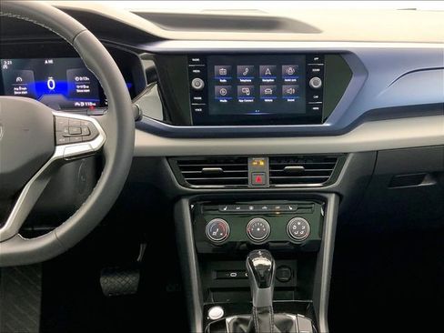 Certified 2023 Volkswagen Taos SE w/ Panoramic Sunroof Package FWD image 15