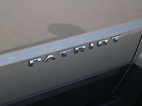 Used 2017 Jeep Patriot Sport w/ Power Value Group image 8