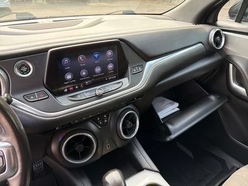 Used 2020 Chevrolet Blazer LT AWD/4WD image 36
