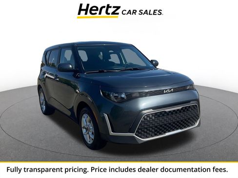 Used 2025 Kia Soul LX w/ LX Technology Package FWD image 1