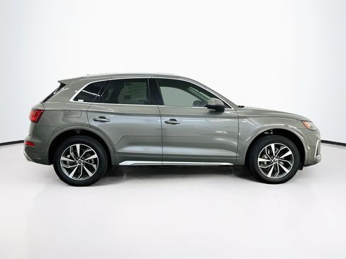 Used 2023 Audi Q5 2.0T Premium w/ Convenience Package AWD/4WD image 10