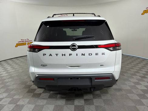 New 2026 Nissan Pathfinder SL w/ SL Premium Package FWD image 4