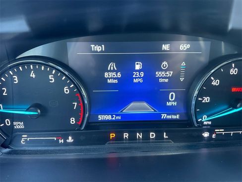 Used 2022 Ford Explorer XLT w/ Equipment Group 202A image 18