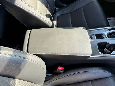 Used 2019 Honda Accord Sport image 43