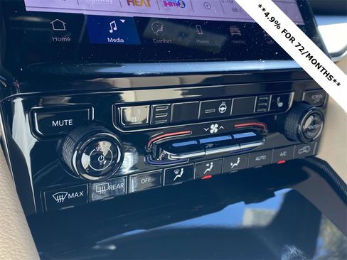 New 2025 Jeep Grand Cherokee Limited image 22