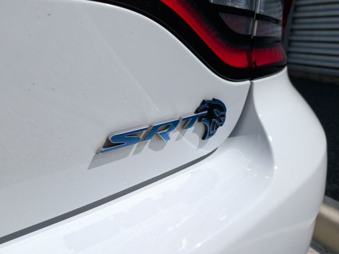Used 2020 Dodge Charger SRT Hellcat w/ Harman/Kardon Audio Group RWD image 33