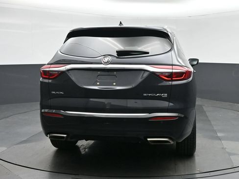 Used 2018 Buick Enclave Essence AWD/4WD image 6