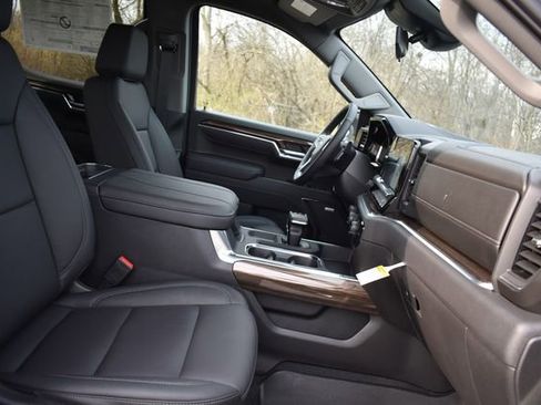New 2026 Chevrolet Silverado 1500 LT Trail Boss w/ LT Trail Boss Premium Package AWD/4WD image 15