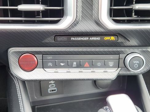 Used 2025 Ford Mustang GT Premium RWD image 18