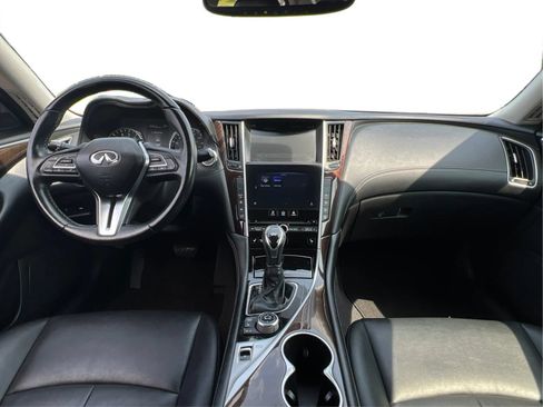 Used 2018 INFINITI Q50 Luxe w/ Essential Package (3.0T Luxe) AWD/4WD image 36