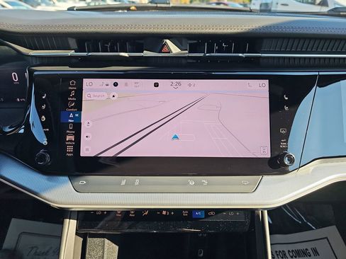 Used 2024 Jeep Wagoneer Launch Edition image 27