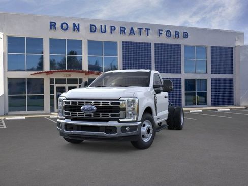 New 2025 Ford F350 XL w/ XL Chrome Package image 3
