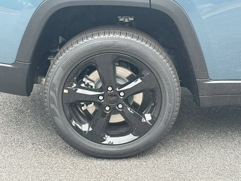 New 2026 Jeep Grand Cherokee L Limited AWD/4WD image 17