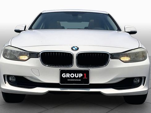 Used 2015 BMW 320i xDrive Sedan AWD/4WD image 3