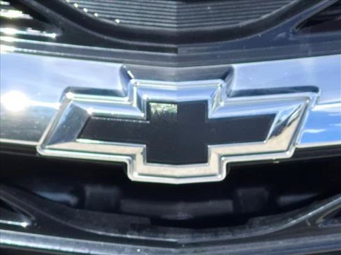 Used 2019 Chevrolet Cruze LT w/ RS Package FWD image 14
