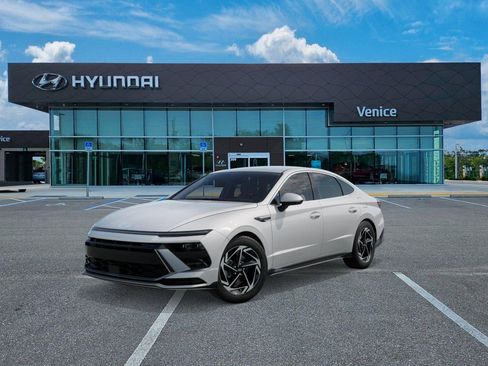 New 2026 Hyundai Sonata SEL FWD image 1