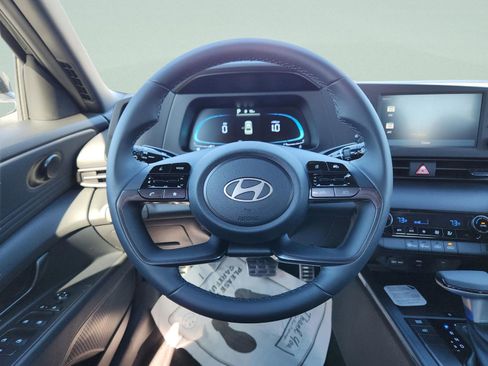 New 2026 Hyundai Elantra Sport image 8