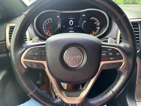 Used 2014 Jeep Grand Cherokee Altitude RWD image 11