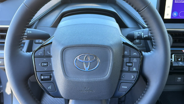 New 2027 Toyota Prius Limited w/ Limited Premium Package AWD/4WD image 8