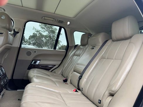 Used 2015 Land Rover Range Rover Supercharged AWD/4WD image 19
